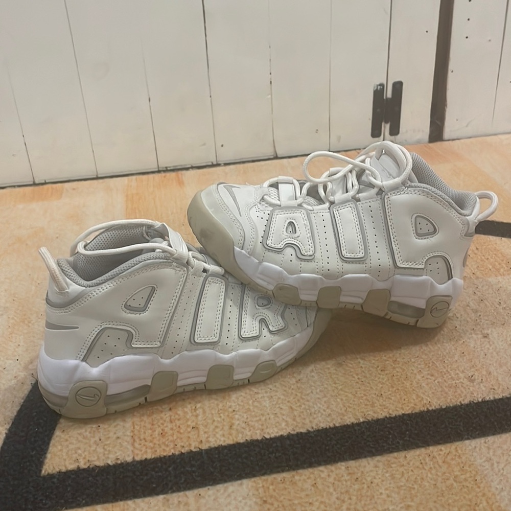 Nike Uptempo OffWhite/Beige